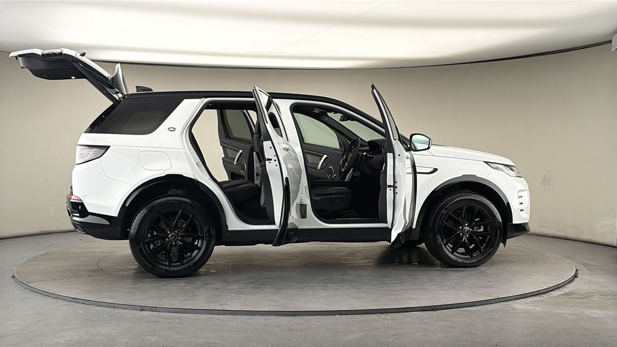 More views of Land Rover Discovery Sport