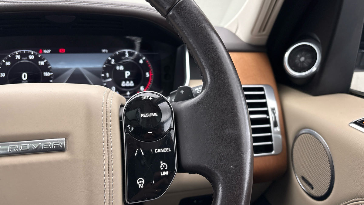 Land Rover Range Rover Image 14