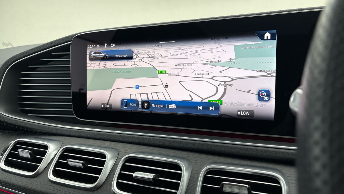 Mercedes-Benz GLS Image 17