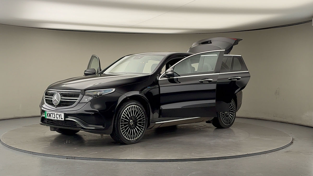 More views of Mercedes-Benz EQC