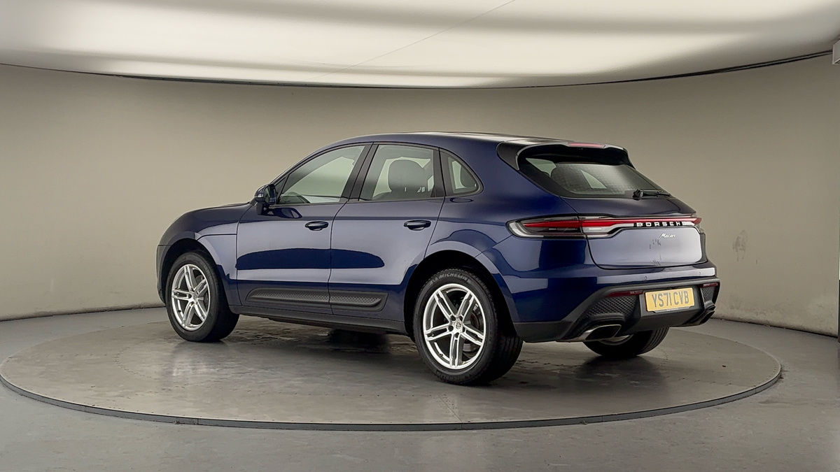 More views of Porsche Macan