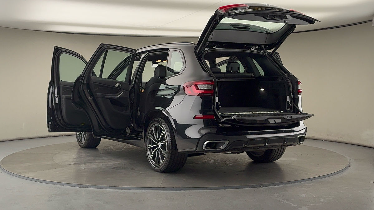 BMW X5 Image 23