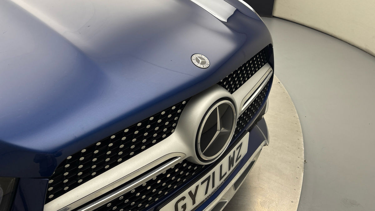 Mercedes-Benz GLE Image 24