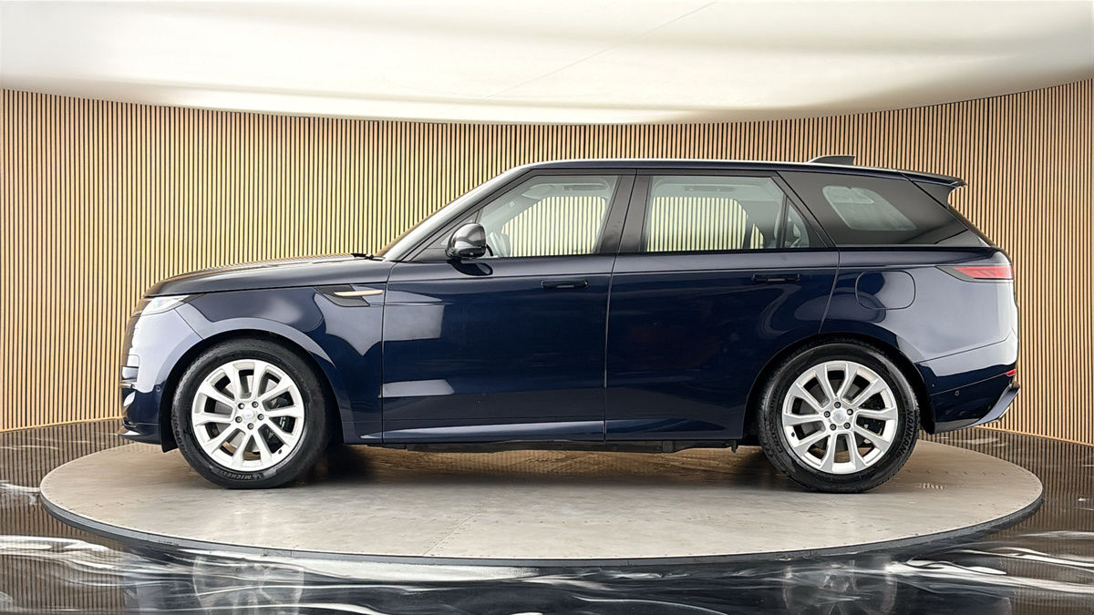 Land Rover Range Rover Sport Image 15