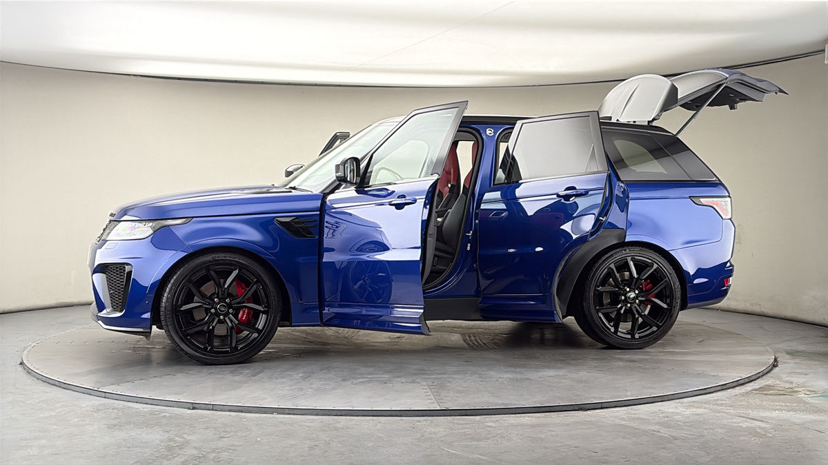 More views of Land Rover Range Rover Sport