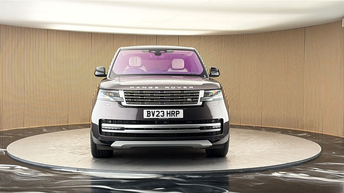 More views of Land Rover Range Rover
