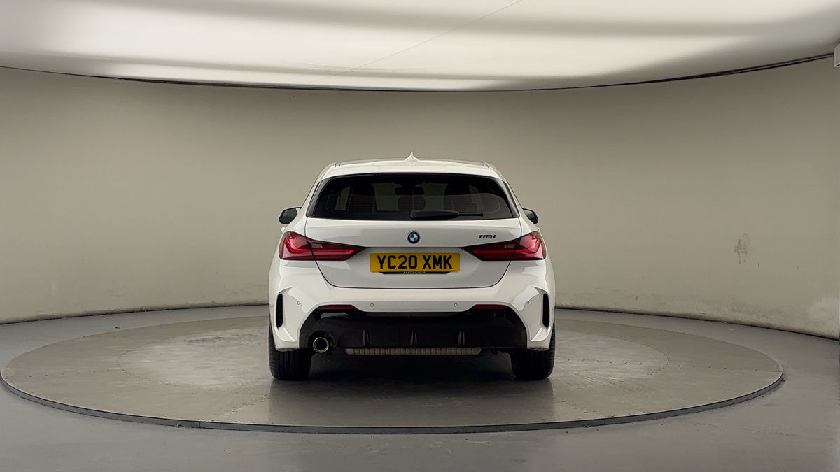 BMW 1 Series Image 4