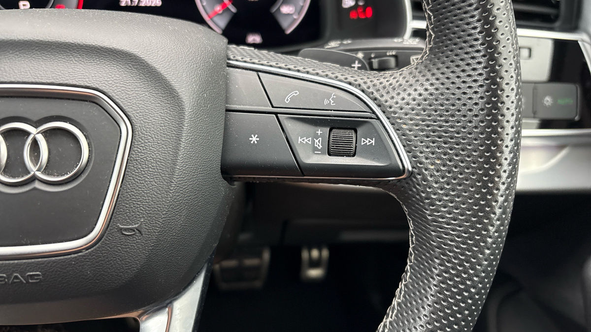 Audi Q7 Image 14