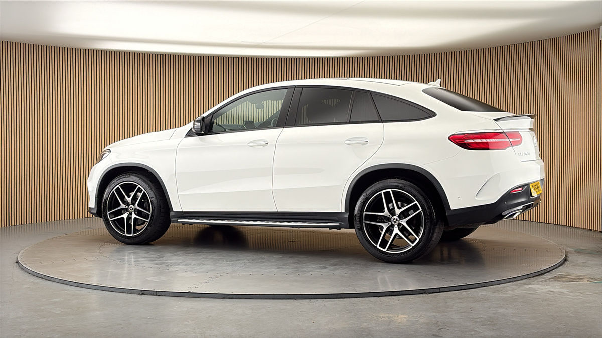 More views of Mercedes-Benz GLE