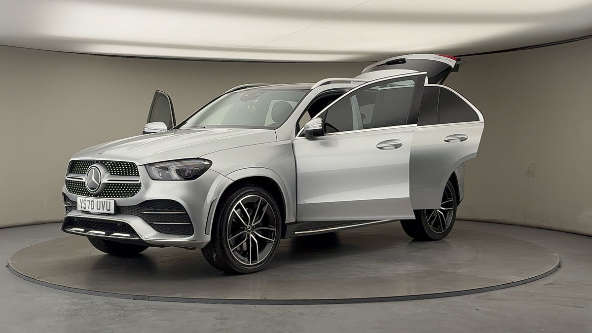 More views of Mercedes-Benz GLE