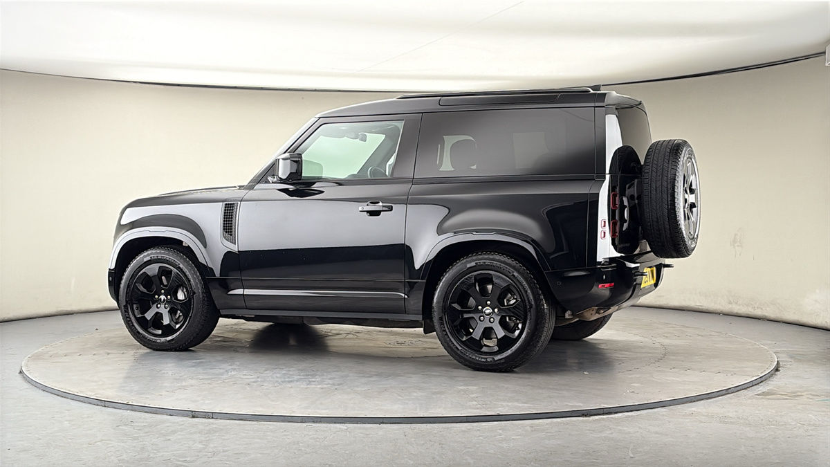 More views of Land Rover Defender 90