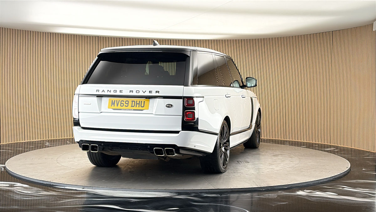 More views of Land Rover Range Rover