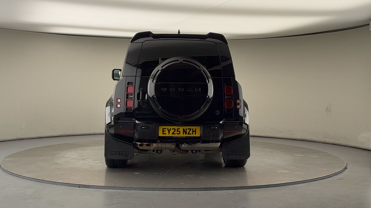 More views of Land Rover Defender 90