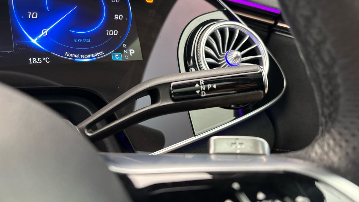 Mercedes-Benz EQE Image 37