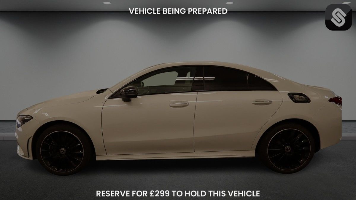 Mercedes-Benz CLA Image 12