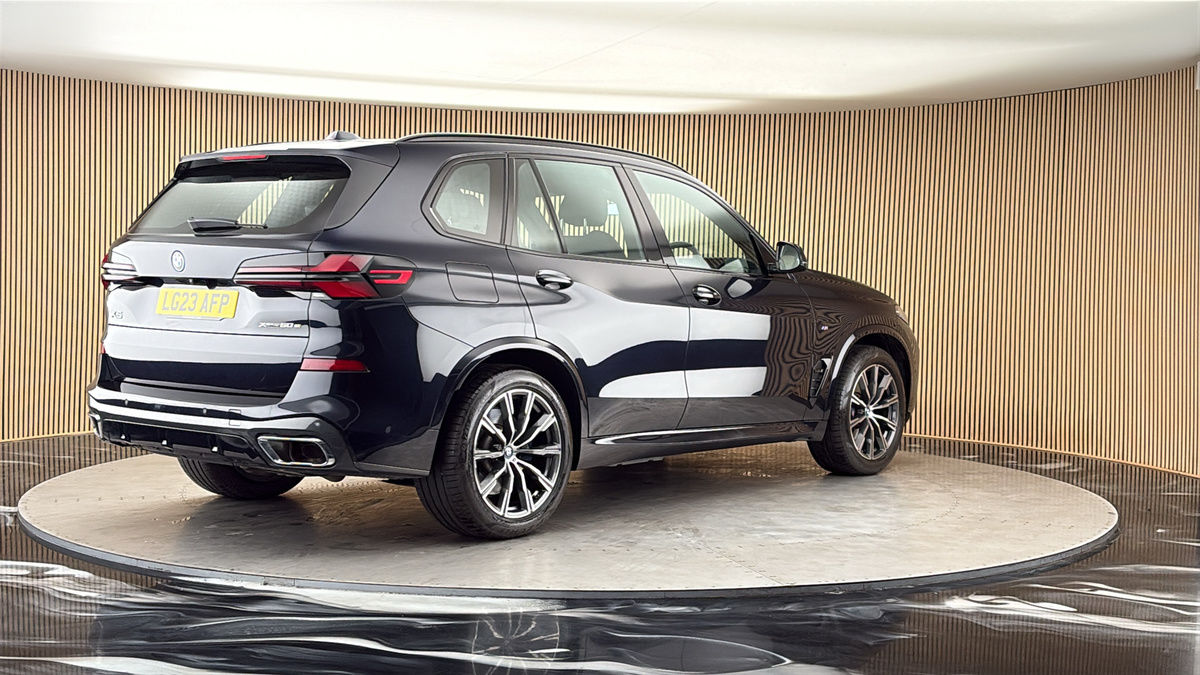 BMW X5 Image 21