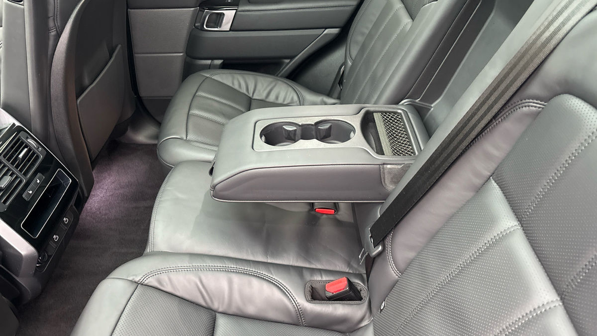 Land Rover Range Rover Sport Image 9