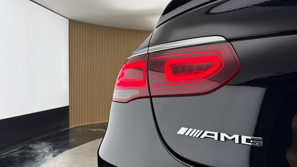 Mercedes-Benz GLC Image 40