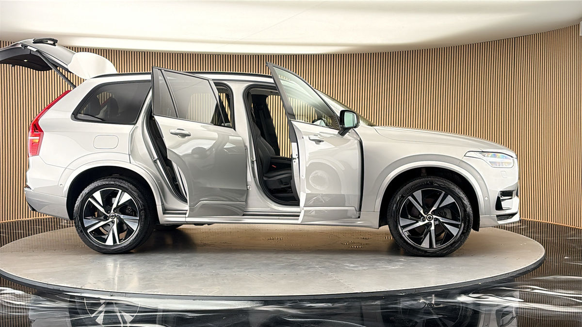 More views of Volvo XC90