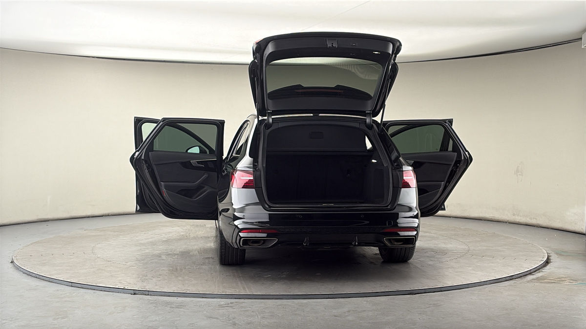 More views of Audi A4 Avant