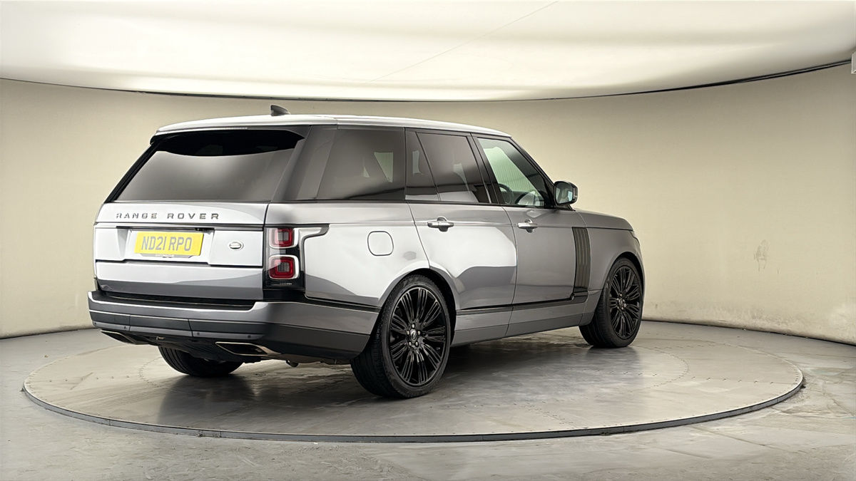 More views of Land Rover Range Rover