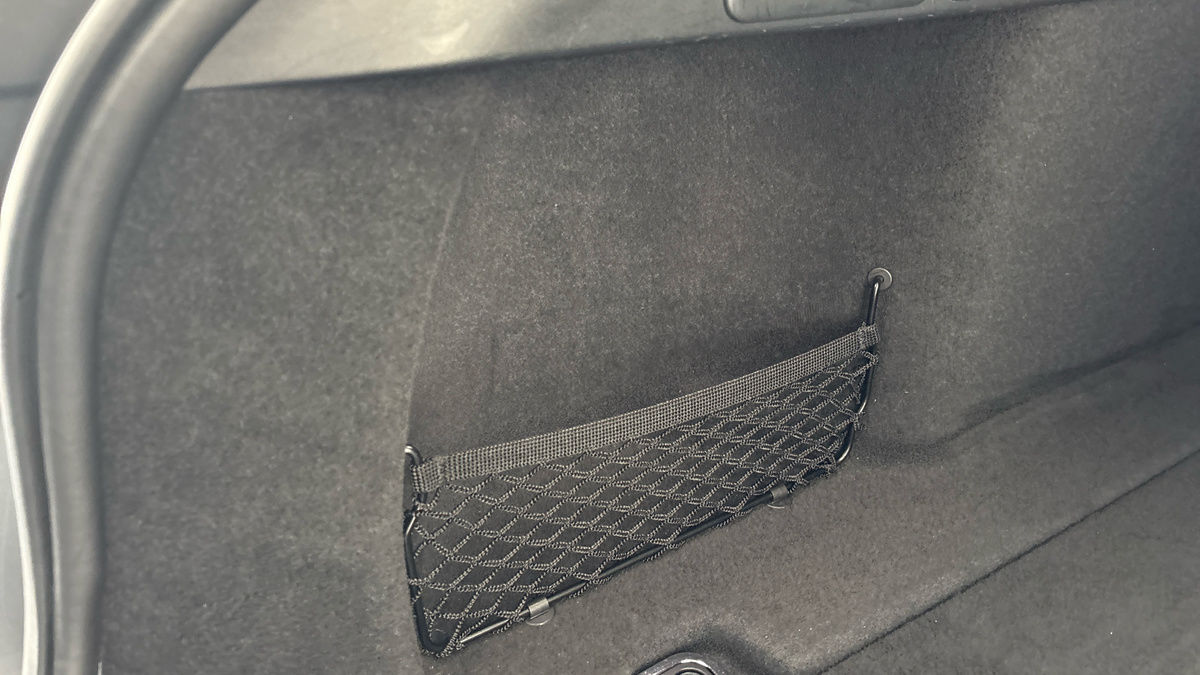 Land Rover Range Rover Velar Image 37