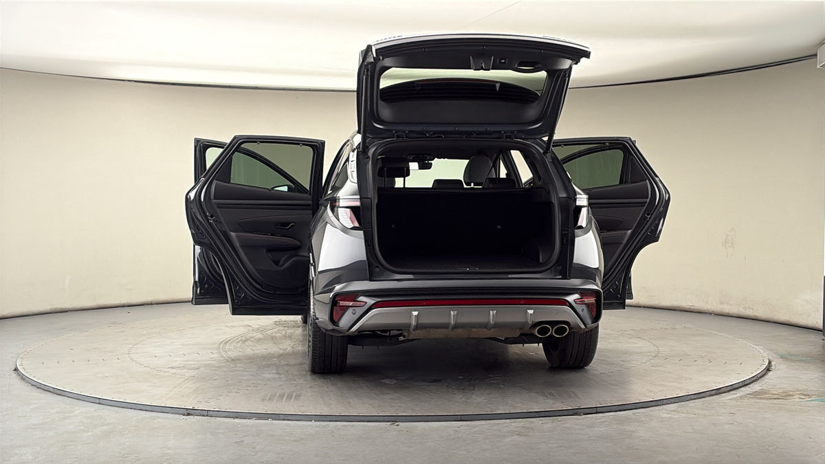 More views of Hyundai TUCSON