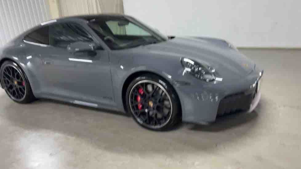 More views of Porsche 911