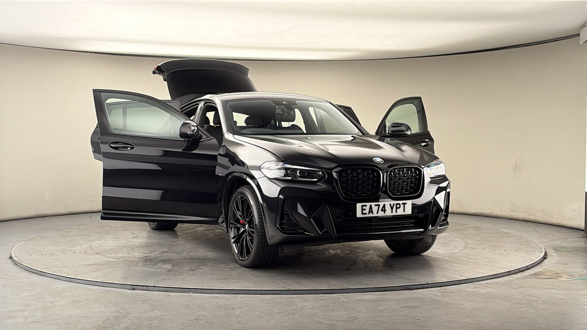More views of BMW X4