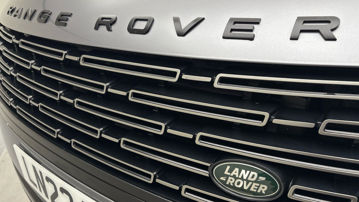 Land Rover Range Rover Image 24