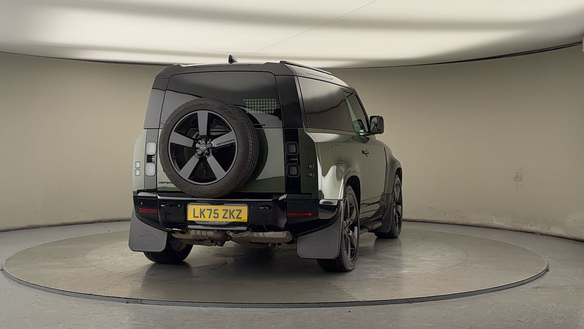 More views of Land Rover Defender 90