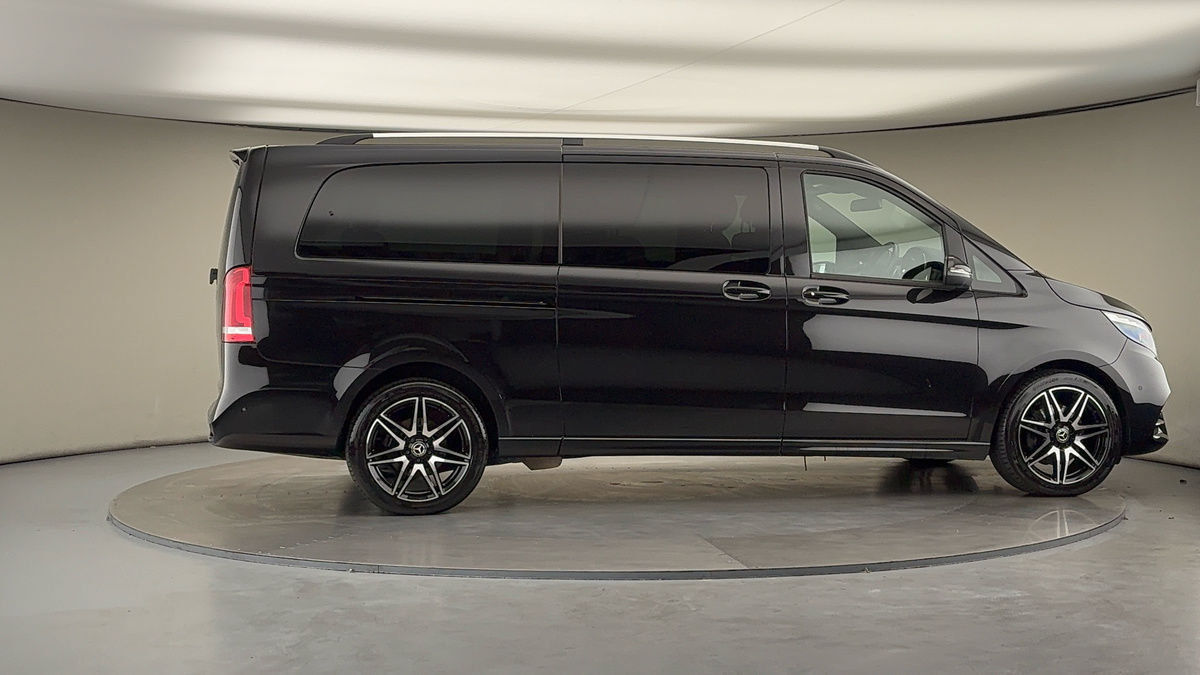 More views of Mercedes-Benz V Class