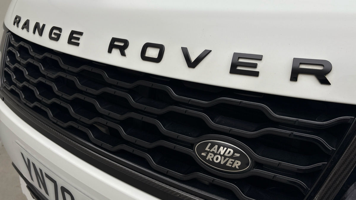 Land Rover Range Rover Sport Image 24