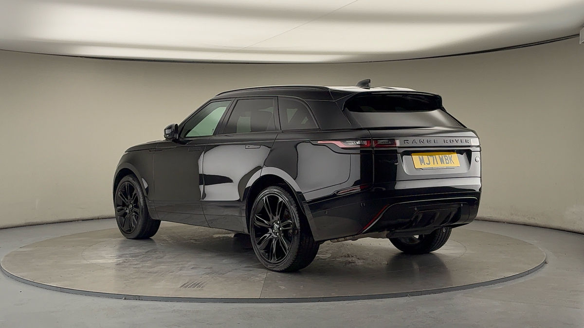Land Rover Range Rover Velar Image 2