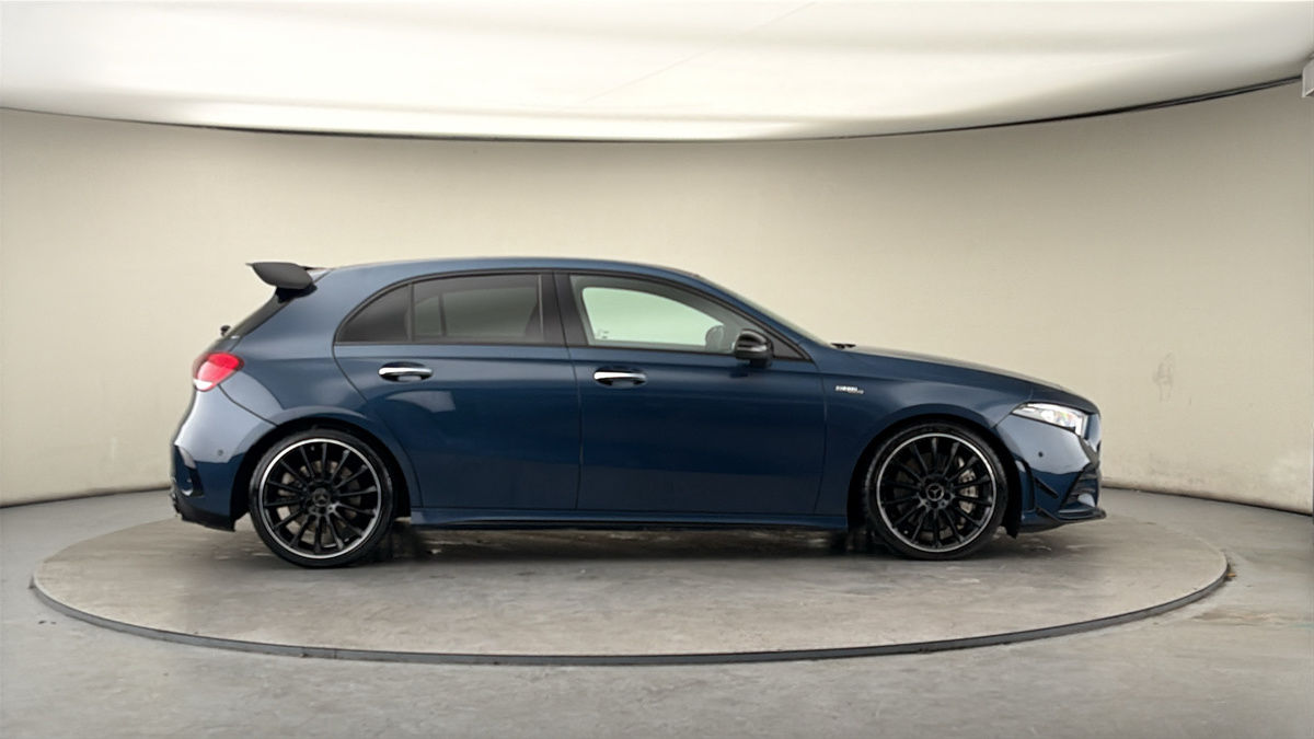 Mercedes-Benz A Class Image 16