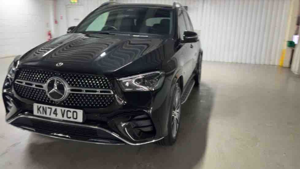 More views of Mercedes-Benz GLE