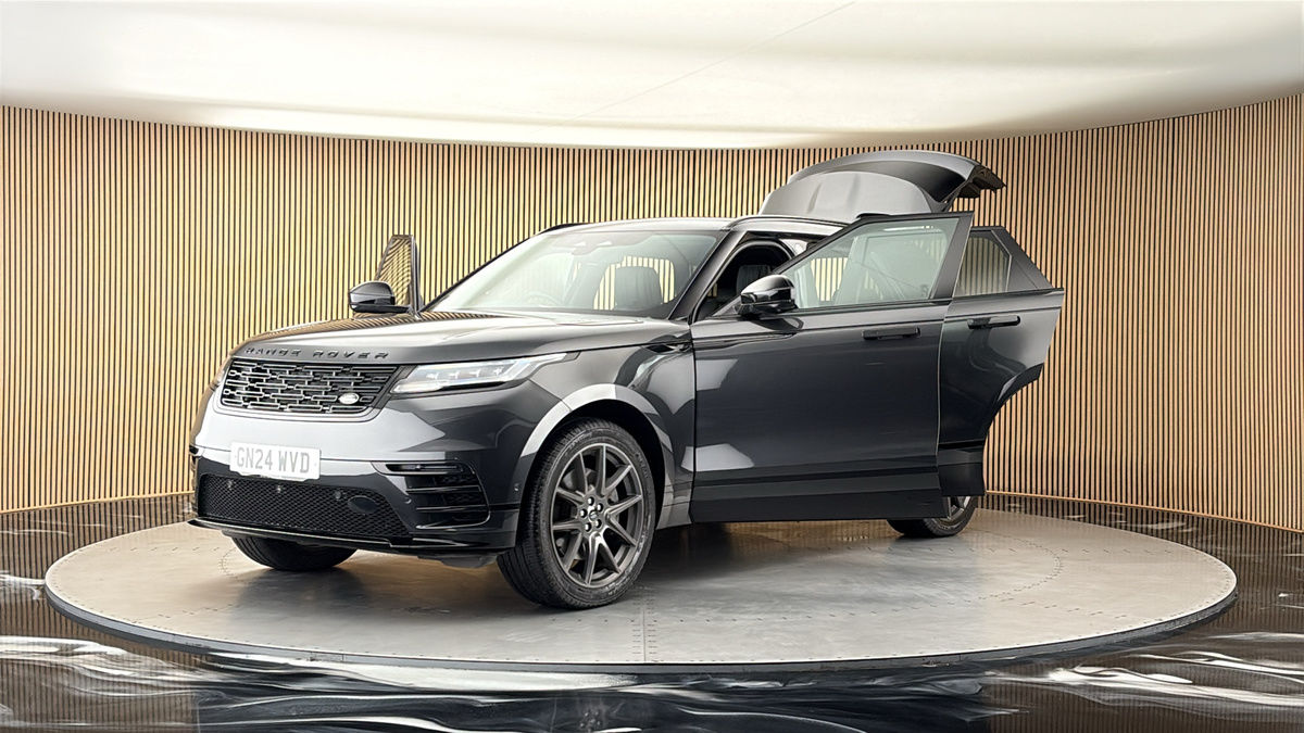 More views of Land Rover Range Rover Velar