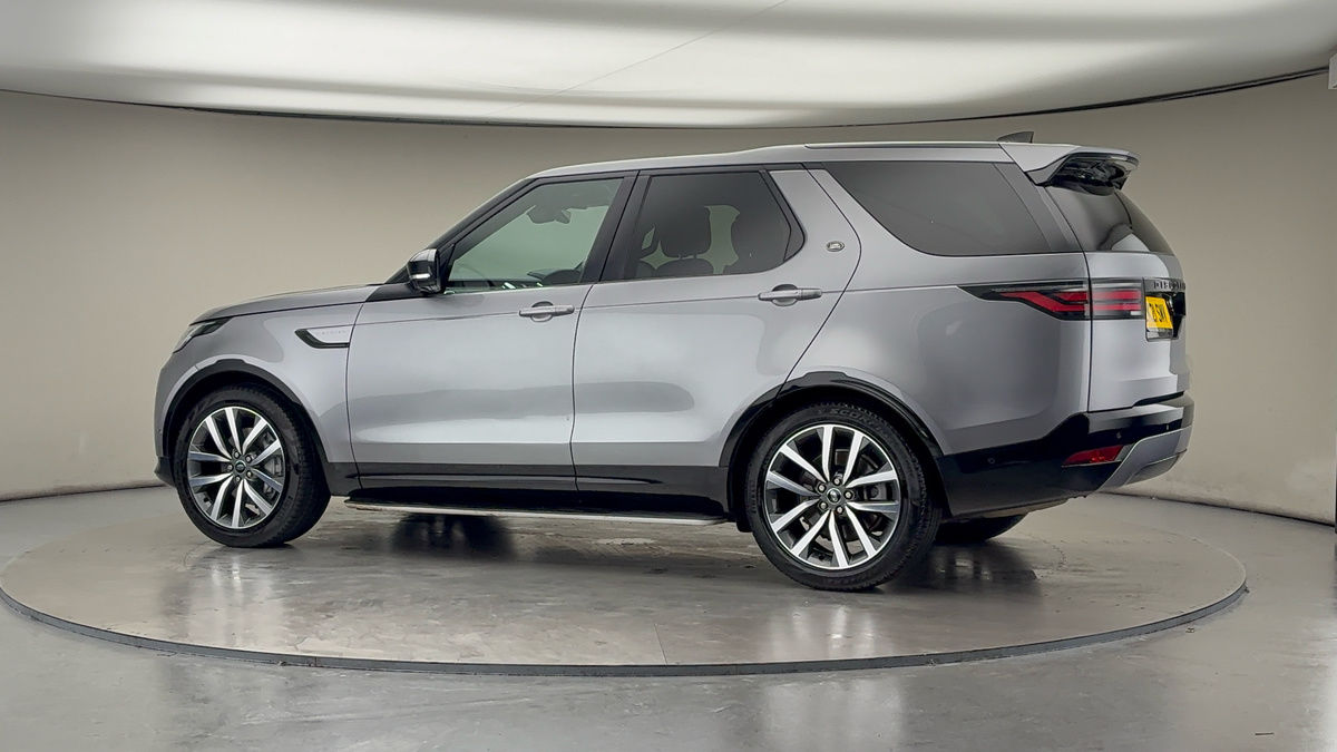 More views of Land Rover Discovery