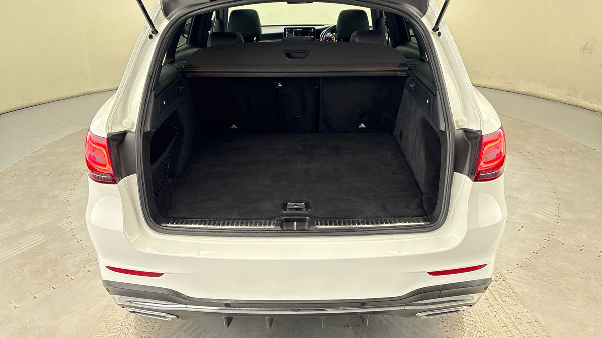 Mercedes-Benz GLC Image 11