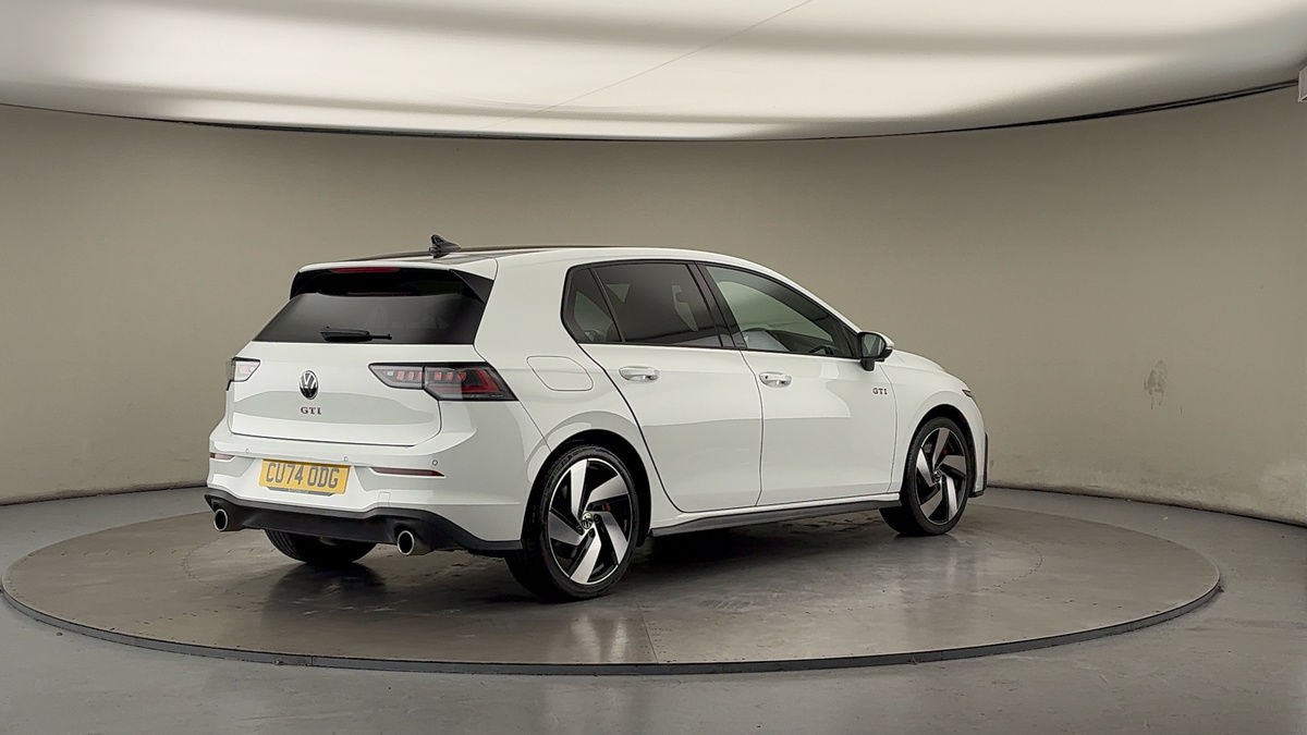 Volkswagen Golf Image 21