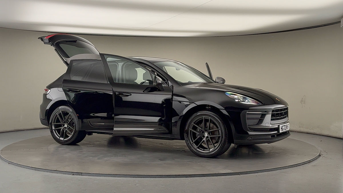 More views of Porsche Macan