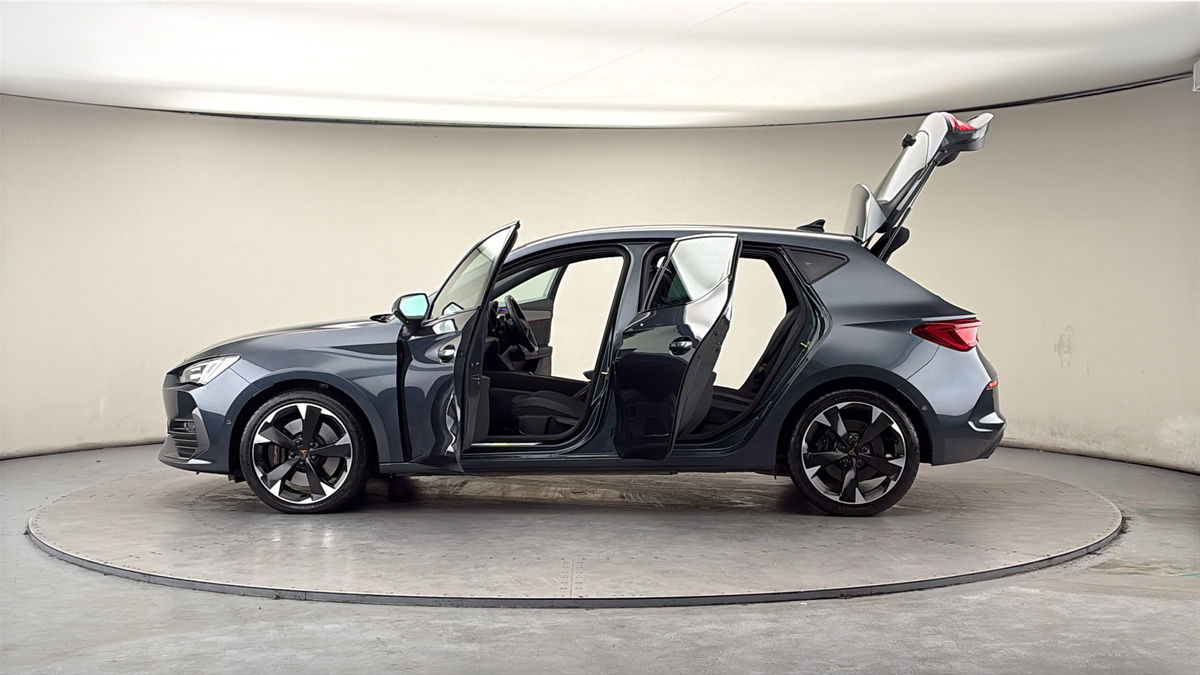 More views of CUPRA Leon