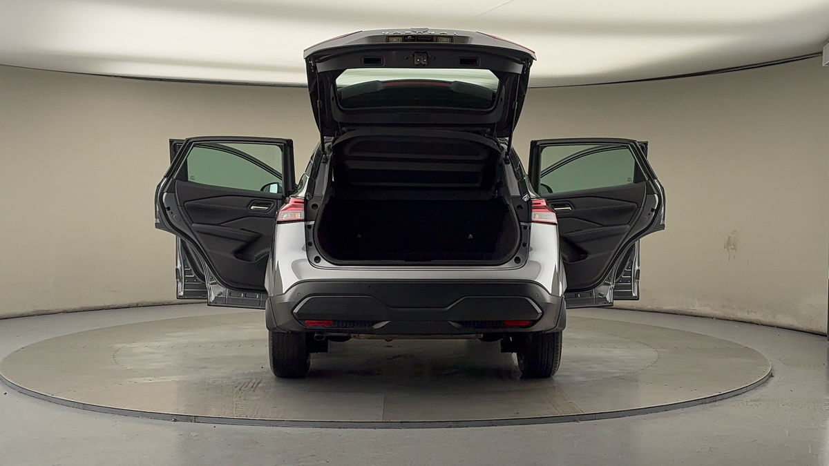 More views of Nissan Qashqai