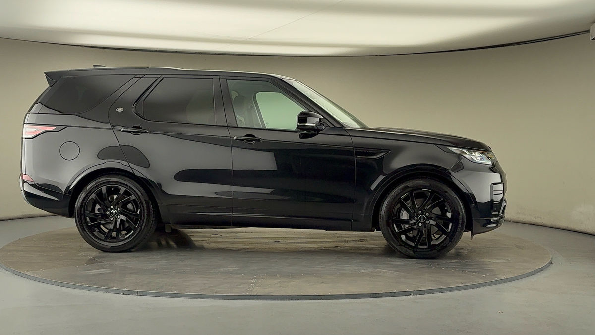 More views of Land Rover Discovery
