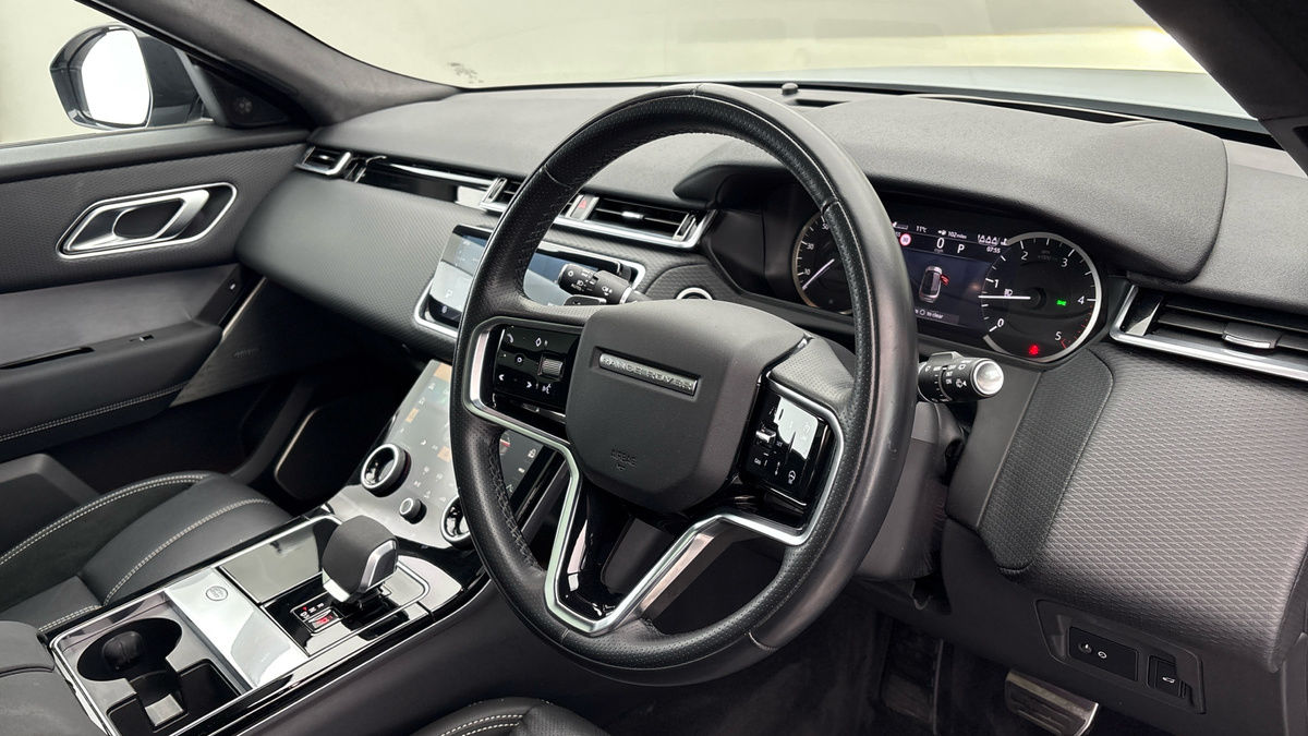 Land Rover Range Rover Velar Image 5