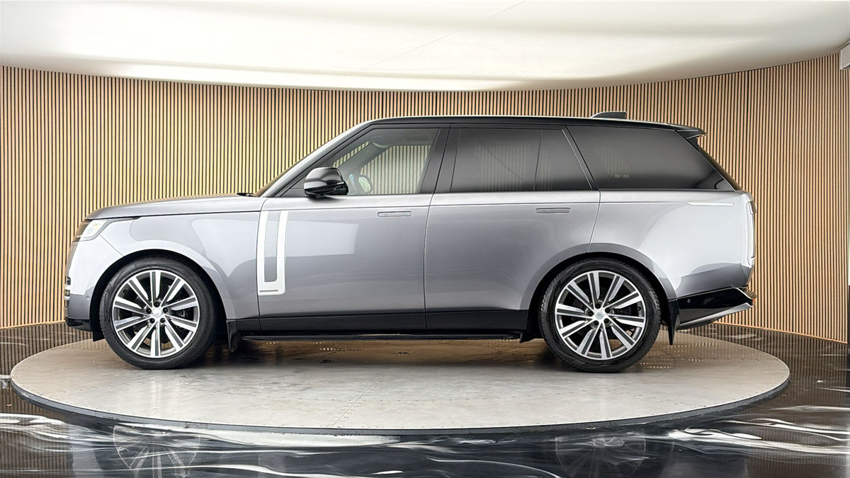 Land Rover Range Rover Image 15
