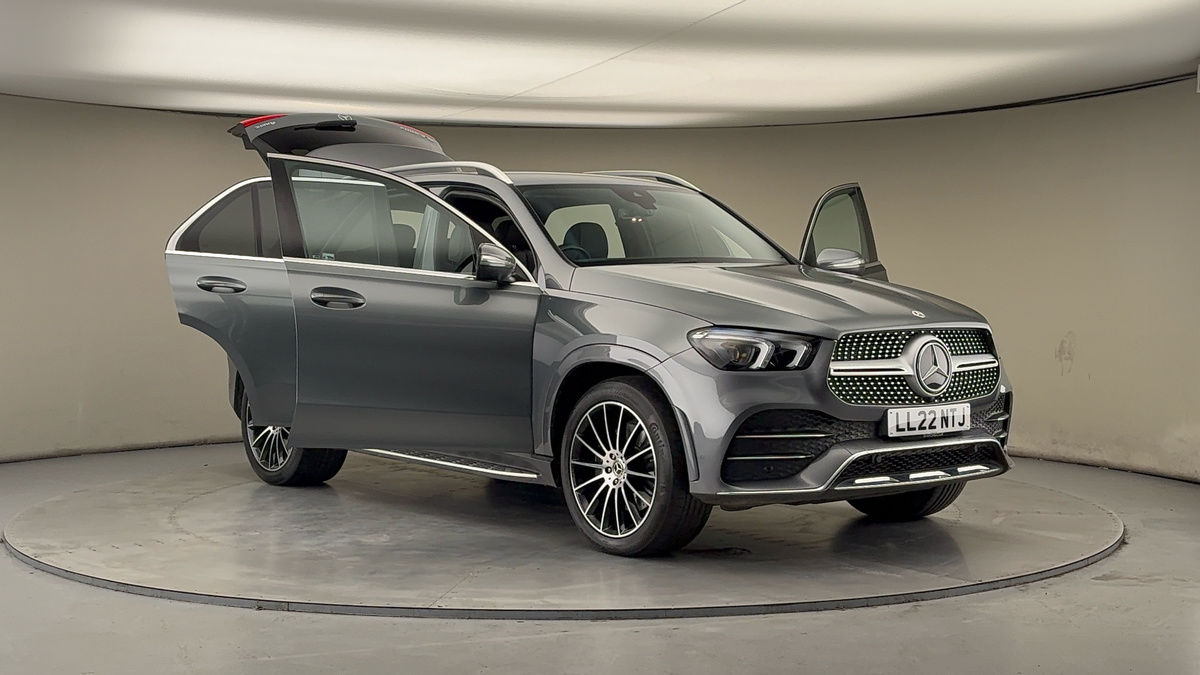 More views of Mercedes-Benz GLE