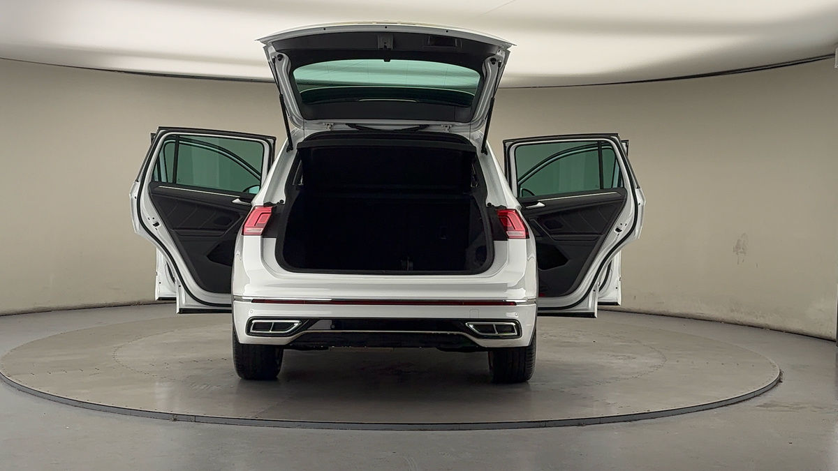 More views of Volkswagen Tiguan