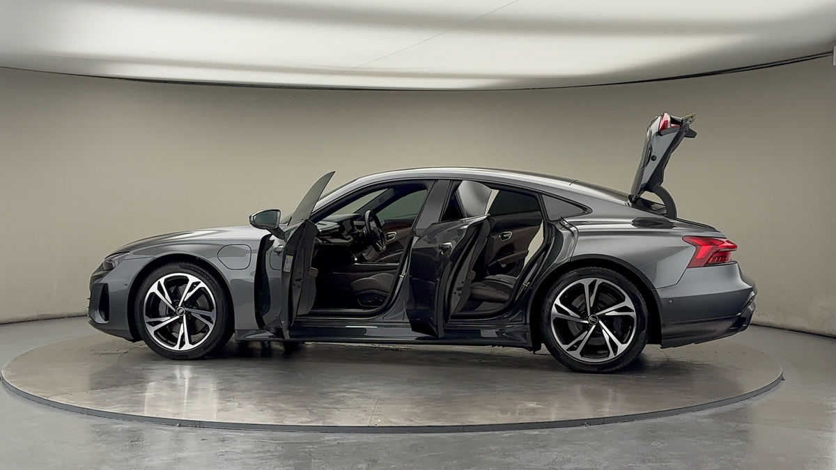 More views of Audi e-tron GT