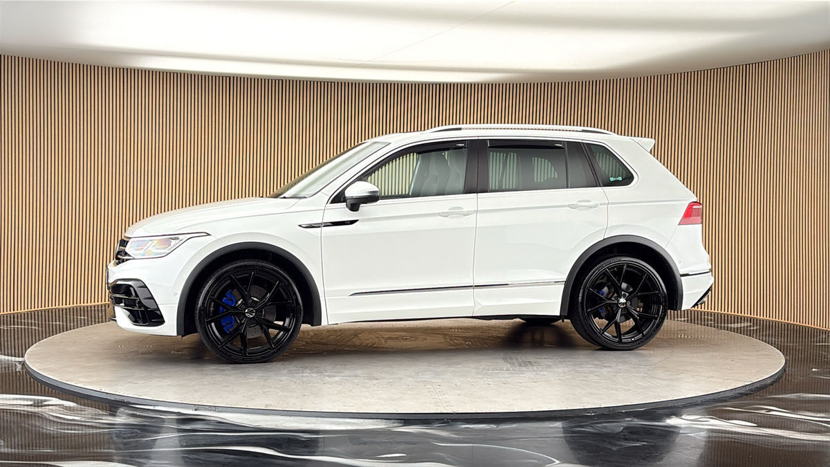 More views of Volkswagen Tiguan